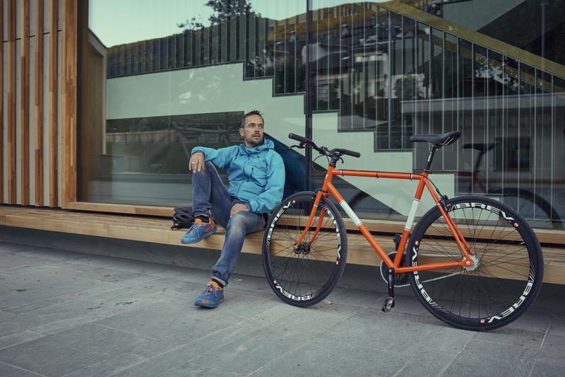 Das Urban-Bike glänzt mit ansprechendem Design und verkörpert einen modernen Lifestyle.