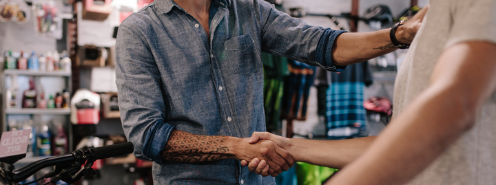 Irgendwann fällt die Entscheidung und es macht unternehmerisch Sinn, das eigene Unternehmen in neue Verantwortung zu übergeben. Wir als BIKE&CO begleiten diesen Prozess von A bis Z.
